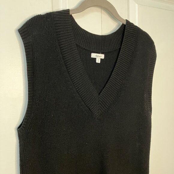 Reitmans Black Sweater Vest Womens S Oversized V-neck Ribbed Academia Preppy - Picture 2 of 8